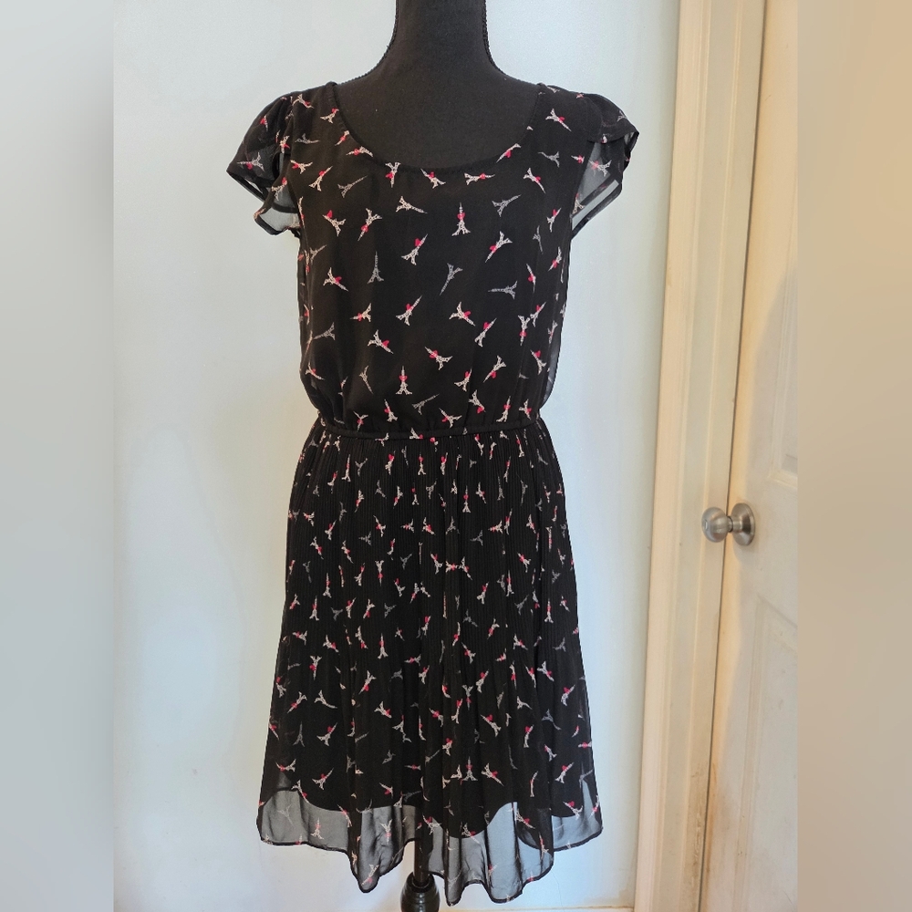 Elle Black Dress With Eiffel Tower Print